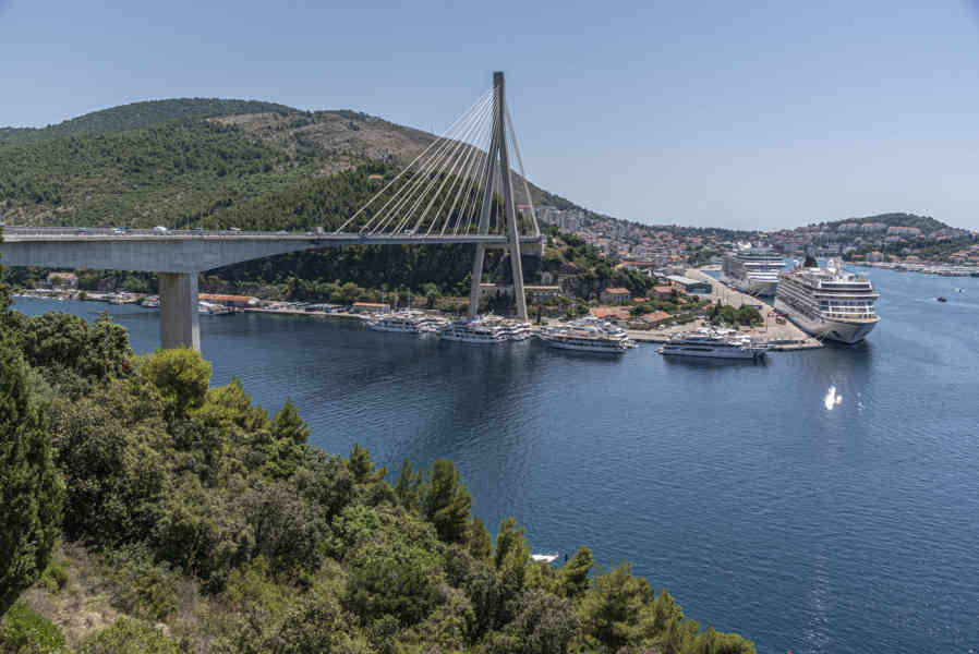 Croacia - Dubrovnik 088 - puente Franjo Tudman.jpg
